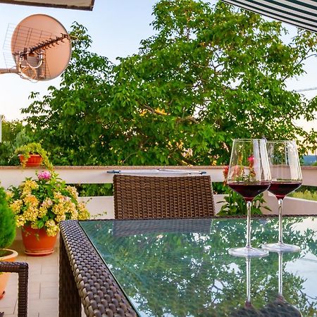 Apartment Manzoni มาลินสกา ภายนอก รูปภาพ